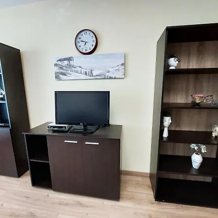за гости , жк. зорница, бл.36 * Burgas