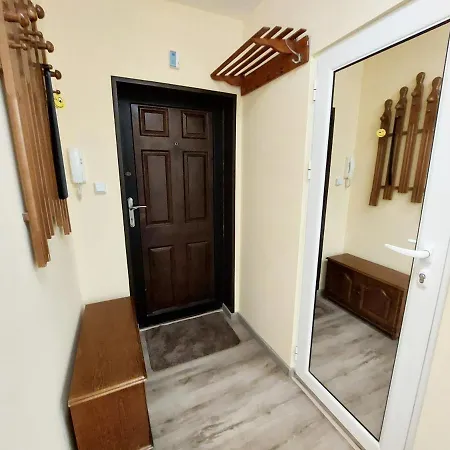 за гости , жк. зорница, бл.36 Burgas